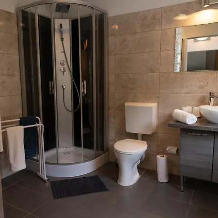 Alpinpelso Gæstehus 3*